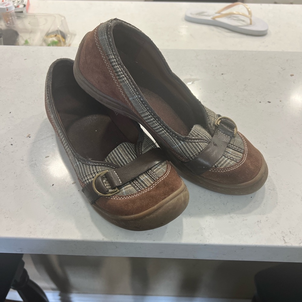 Lands' End Brown and Gray Plaid Buckle Flats